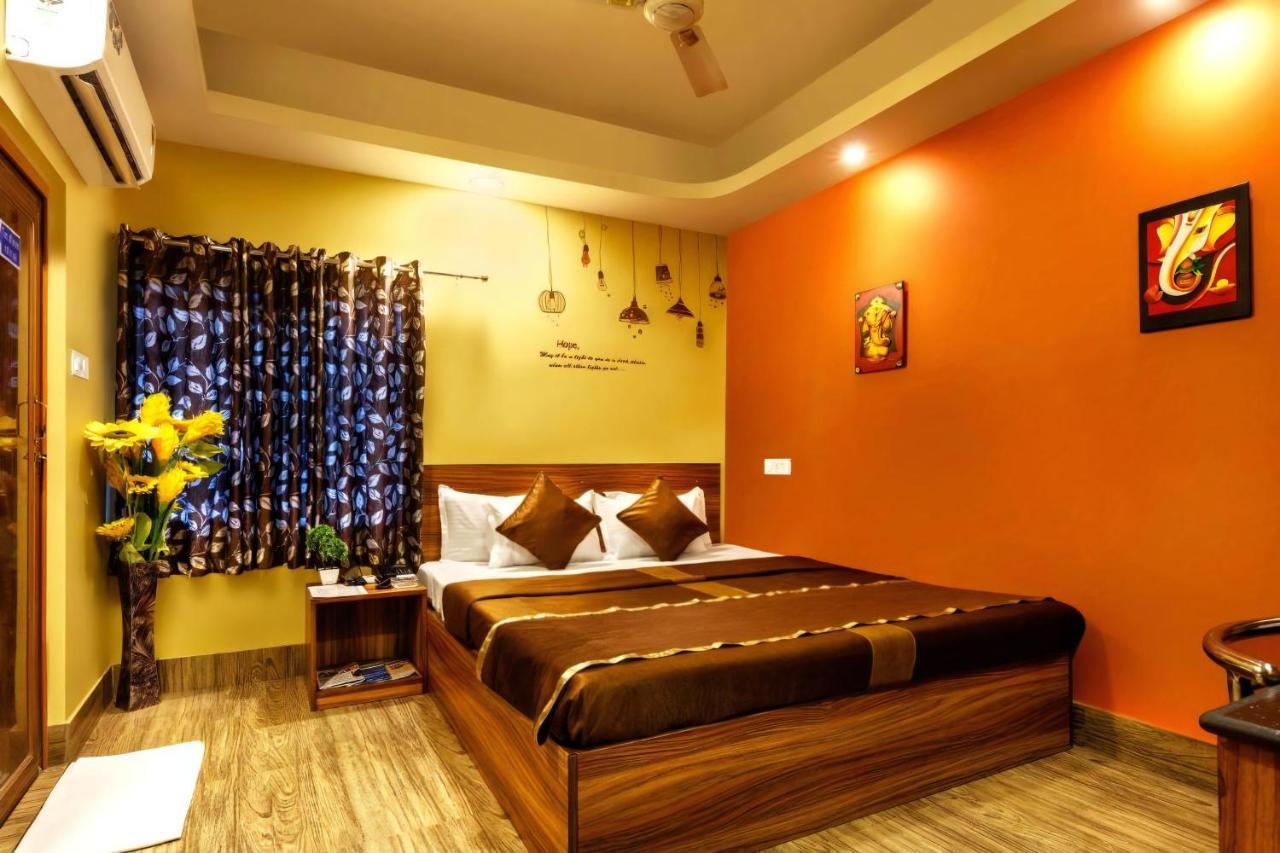 The Silverline Hotel Calcutta Eksteriør billede